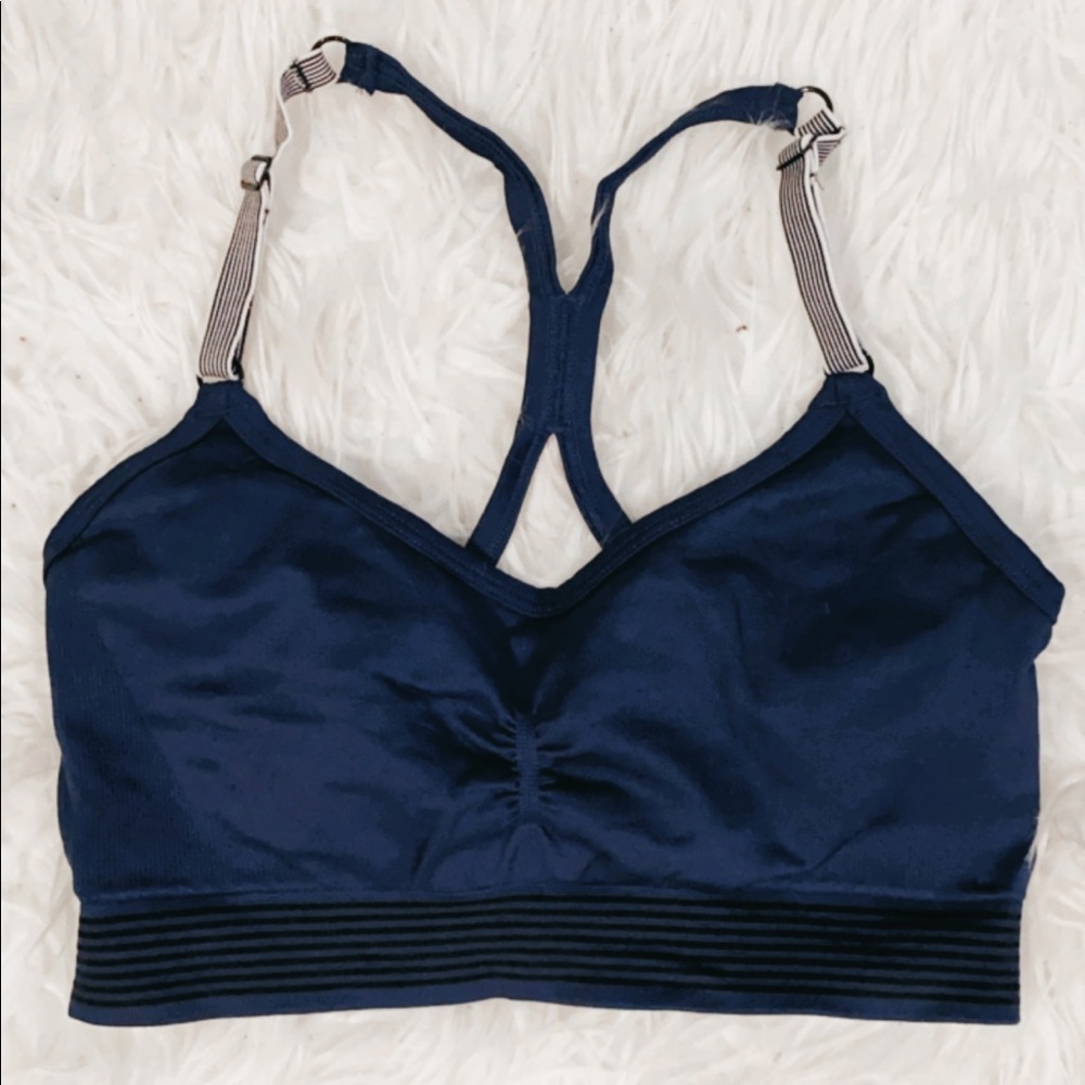 ✨VS sports bra✨